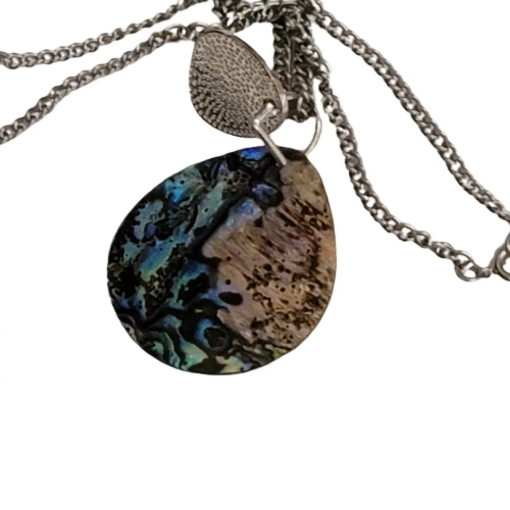 Abelone shell necklace mother of pearl and silver tone pendant
